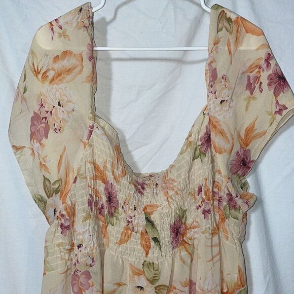 Floral blouse  - Picture 6 of 9